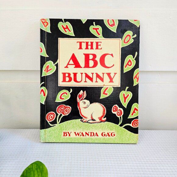 Extremely Rare Vintage First Edition The ABC Bunny Hardcover Book - Picture 1 of 9